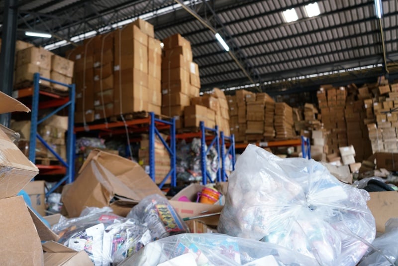 Warehouse-waste-boxes